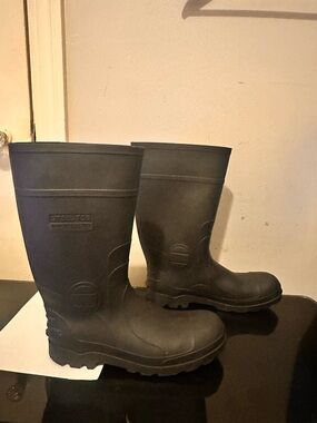 Genfoot Men's Steel Toe Slip Resistant Rubber Hunt Work Rain Boots Size 10
